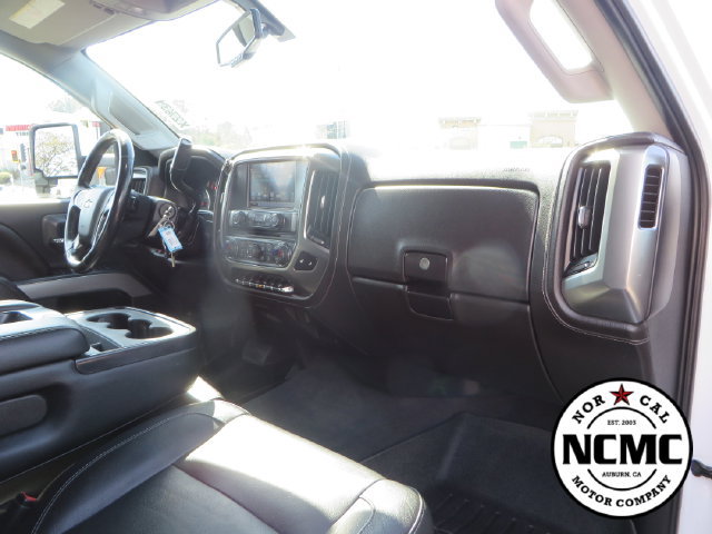 Used 2019 Chevrolet Silverado 2500 LTZ w/ Duramax Plus Package AWD/4WD image 65