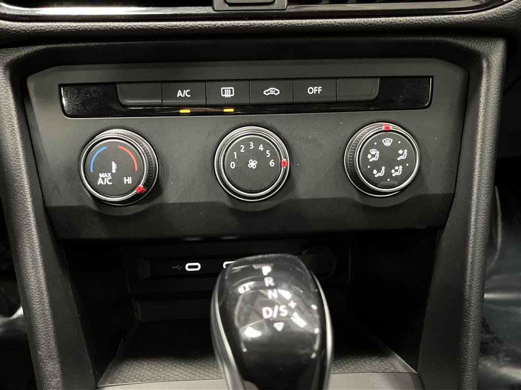 Used 2022 Volkswagen Taos S w/ IQ Drive S Package image 16