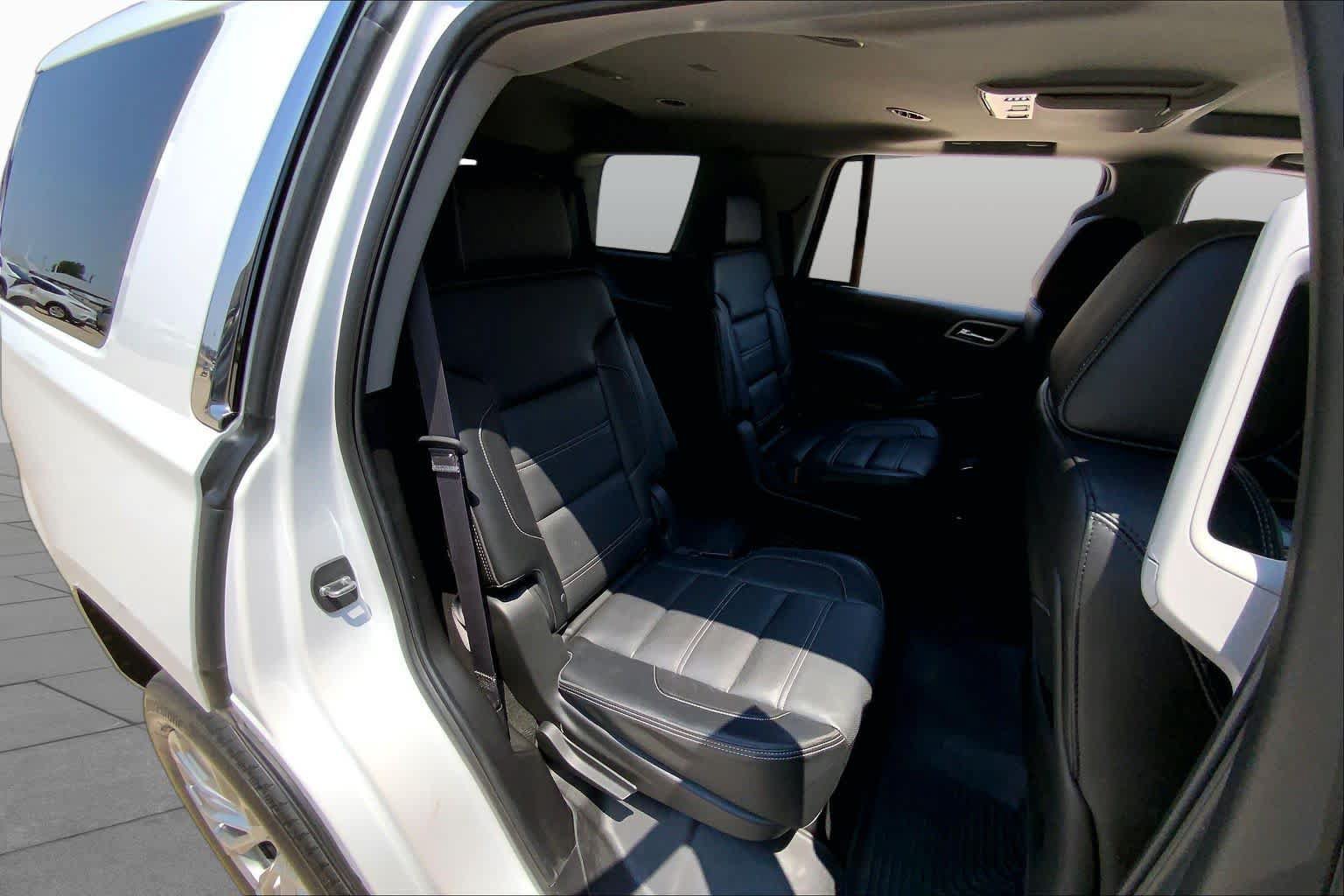 Used 2016 GMC Yukon Denali w/ Open Road Package AWD/4WD image 20