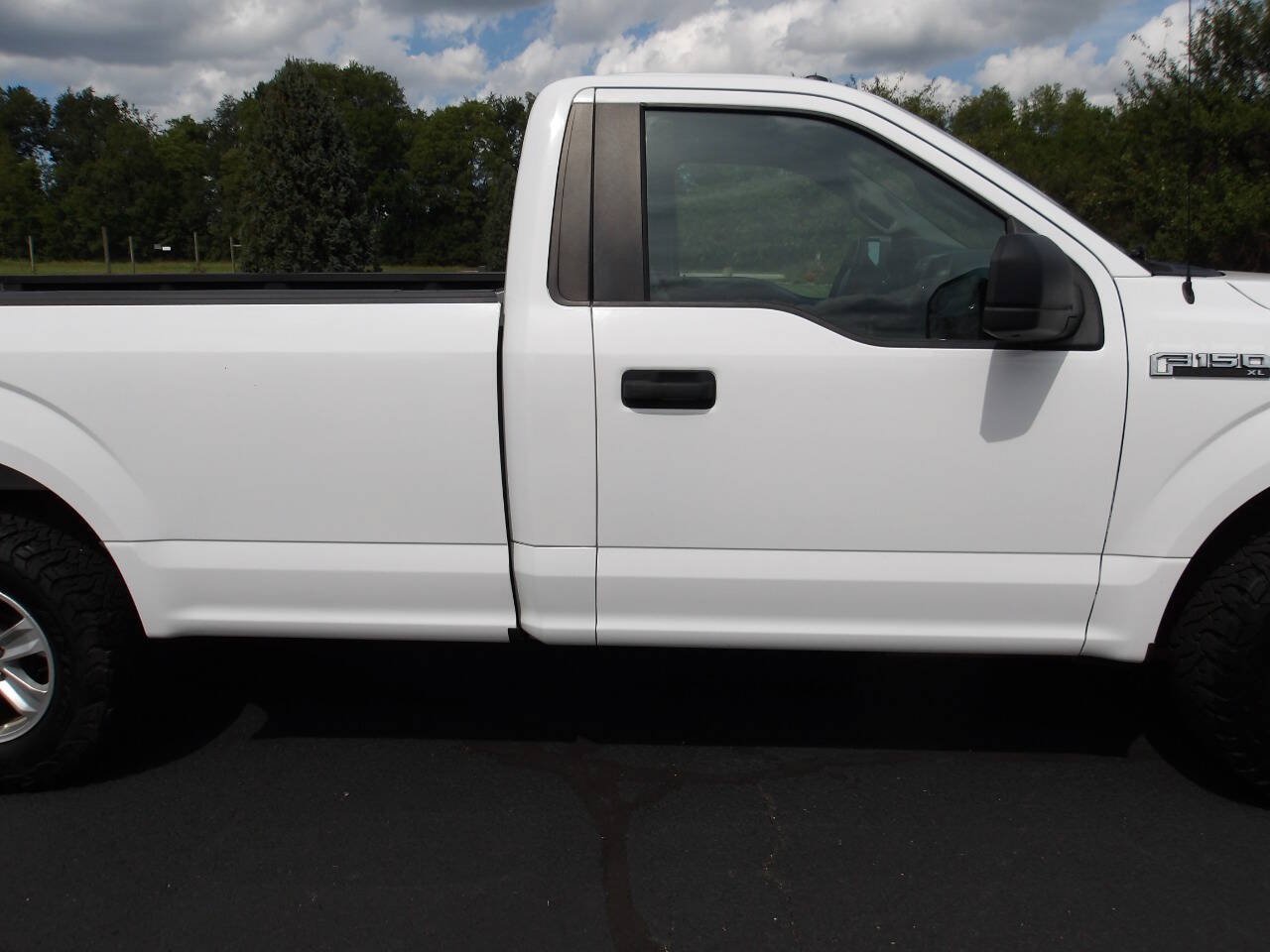 Used 2019 Ford F150 XL w/ Equipment Group 101A Mid RWD image 39