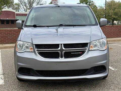 Used 2012 Dodge Grand Caravan SXT image 6