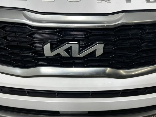Used 2022 Kia Telluride S image 9