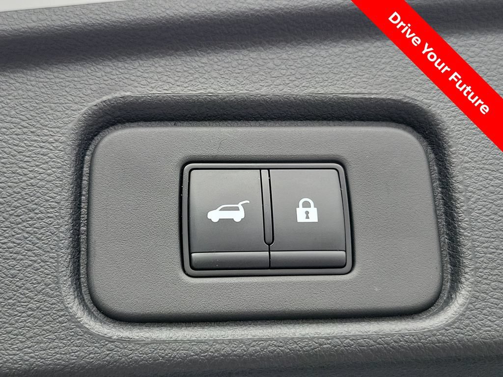 Certified 2025 Nissan Pathfinder SL FWD image 24