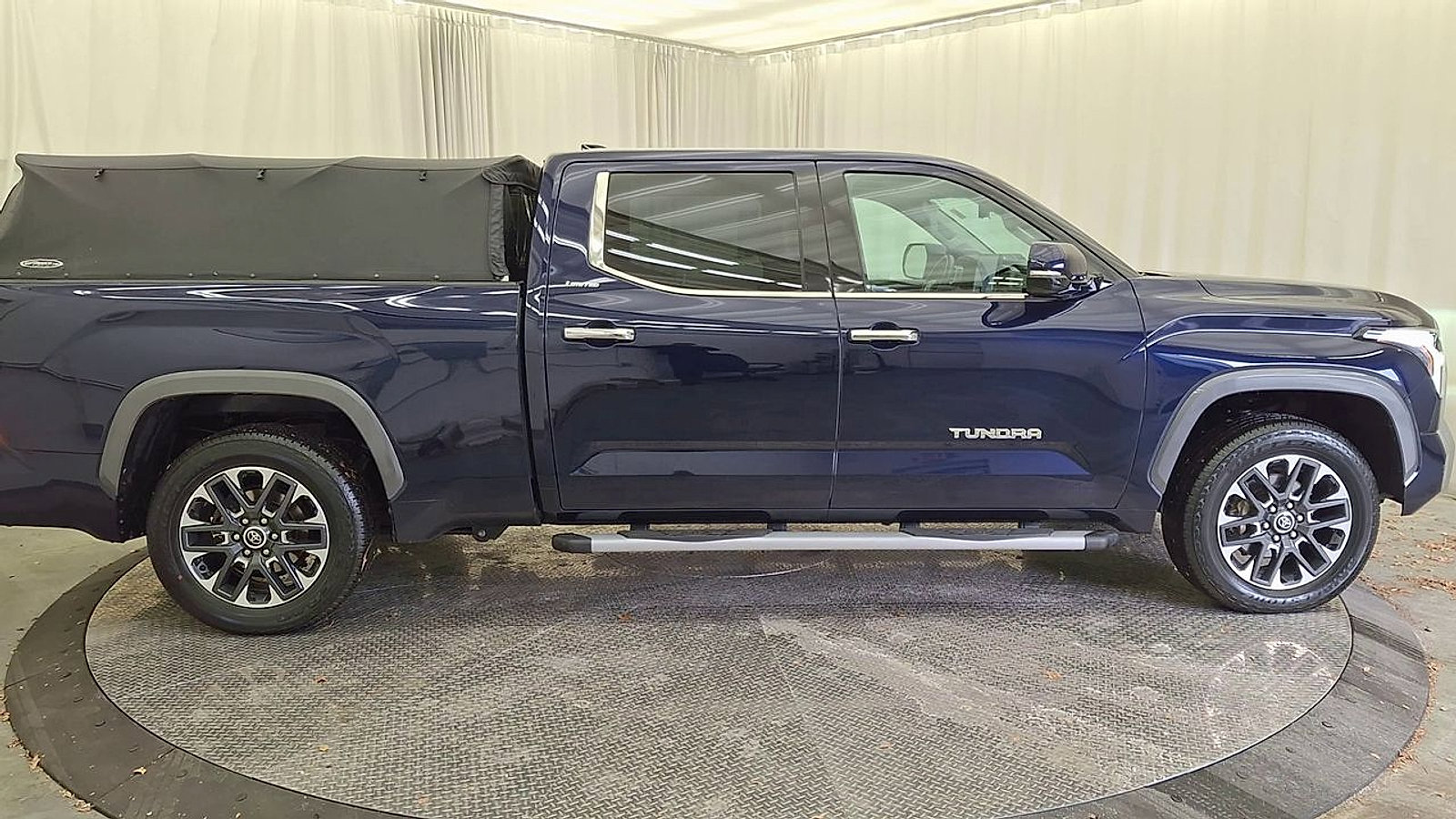 Used 2022 Toyota Tundra Limited image 4