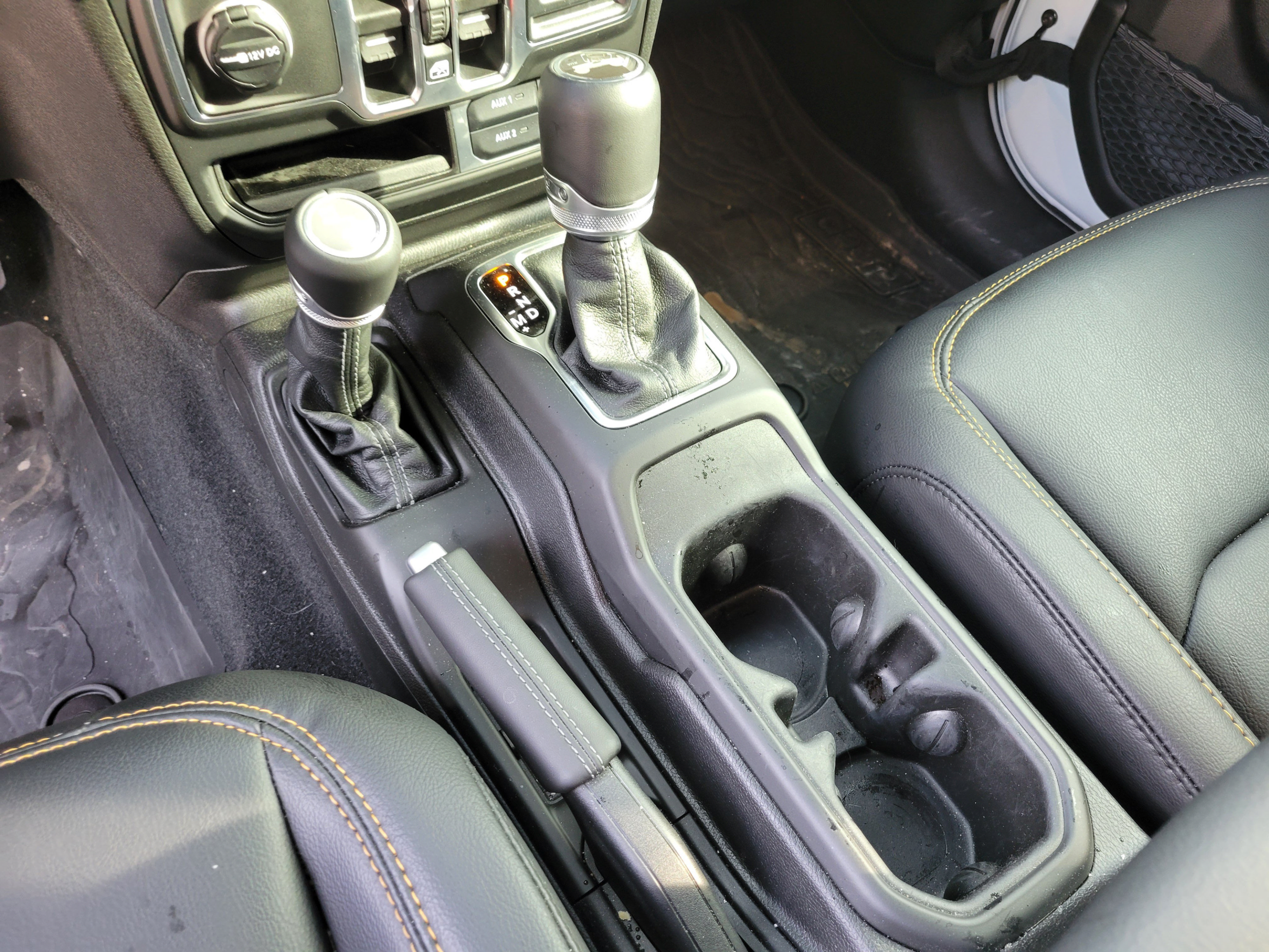 Used 2026 Jeep Wrangler Unlimited Sahara AWD/4WD image 23