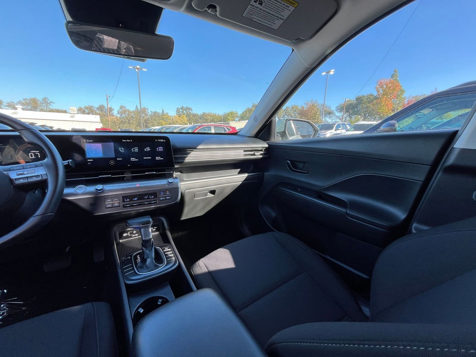 Used 2025 Volkswagen Atlas SE image 35