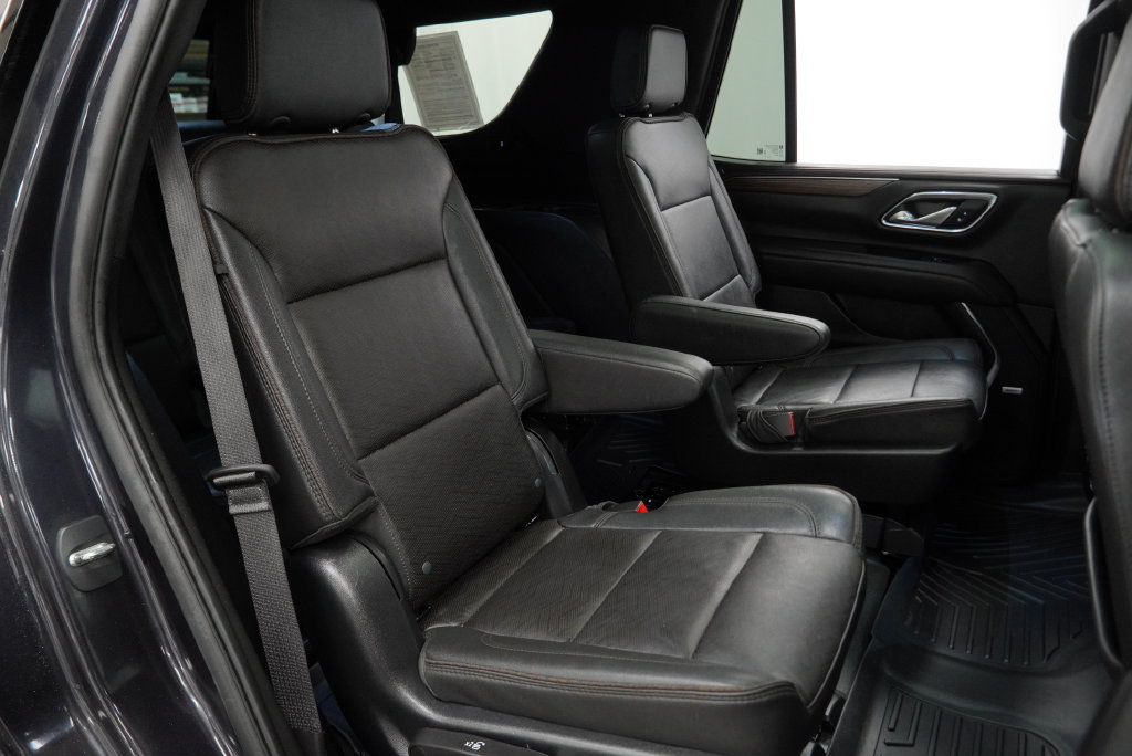Used 2023 Chevrolet Tahoe High Country w/ Premium Package 2 AWD/4WD image 41