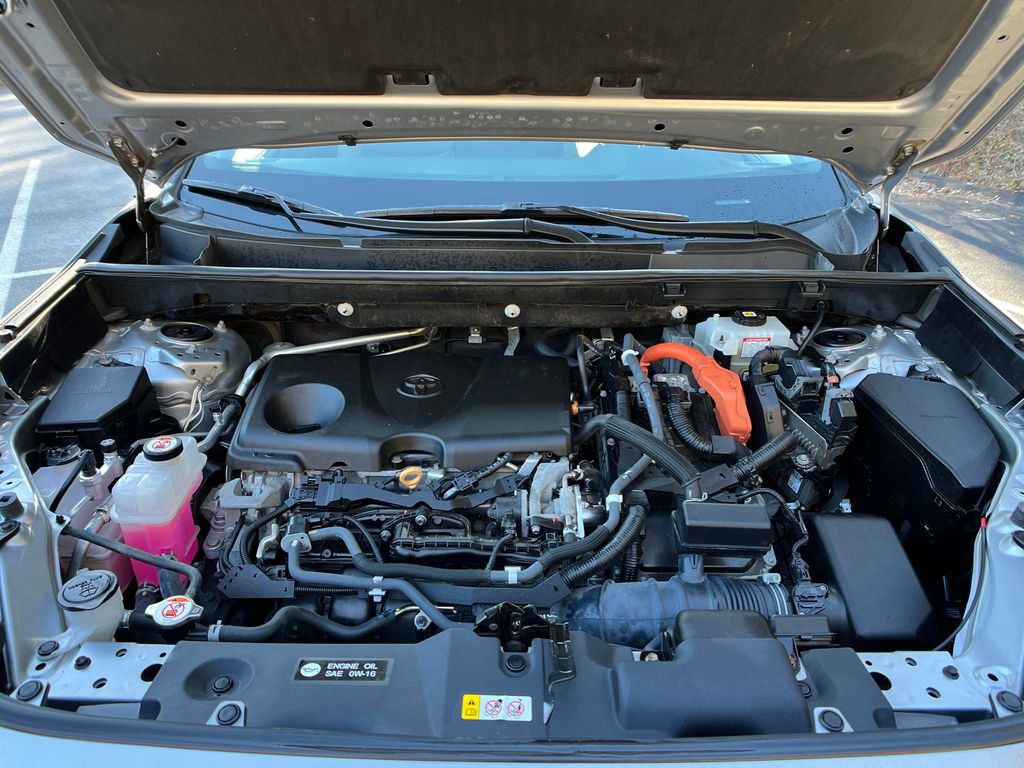 Used 2021 Toyota RAV4 Limited image 23