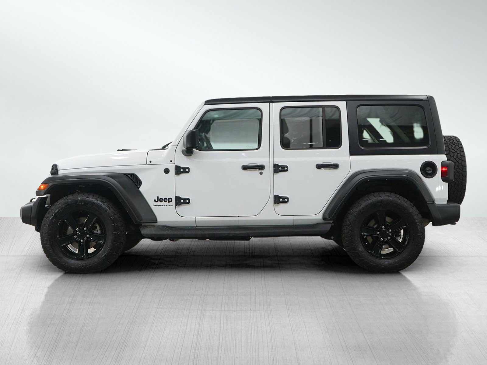Used 2023 Jeep Wrangler Sport image 2