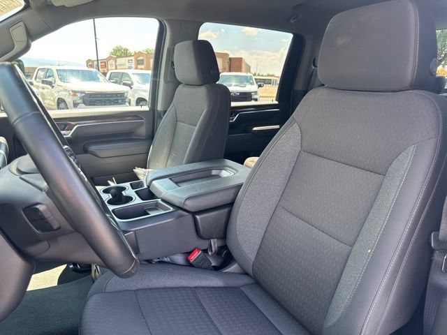 Used 2025 Chevrolet Silverado 2500 LT w/ Convenience Package AWD/4WD image 19