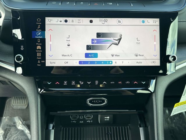 New 2026 Jeep Grand Cherokee Altitude AWD/4WD image 11
