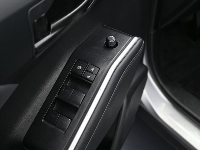 Used 2023 Toyota Highlander L image 14