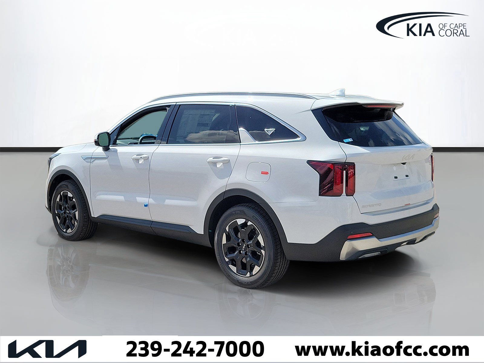 New 2026 Kia Sorento S FWD image 4