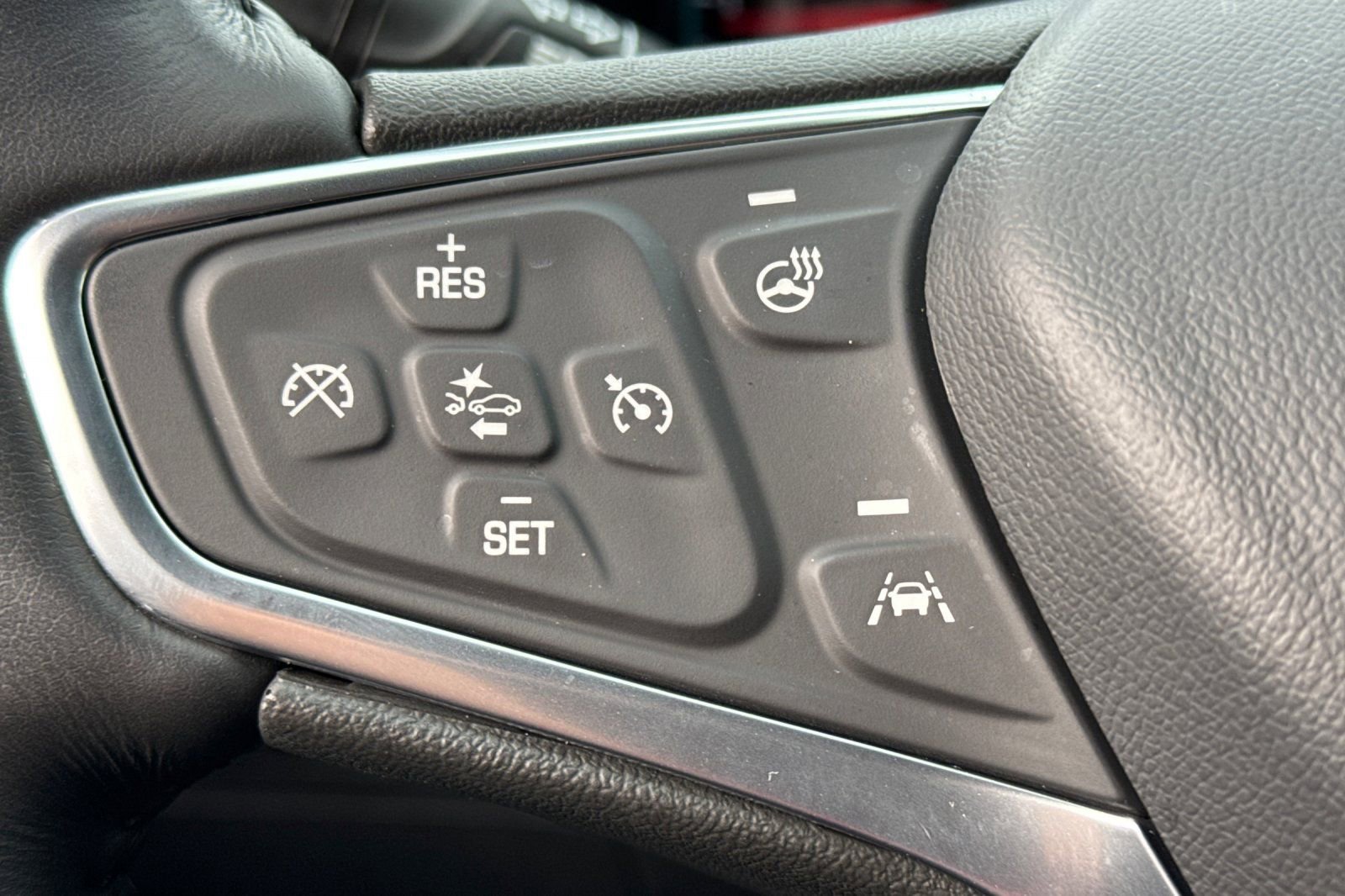 Certified 2022 Chevrolet Malibu LT w/ Leather Package image 25