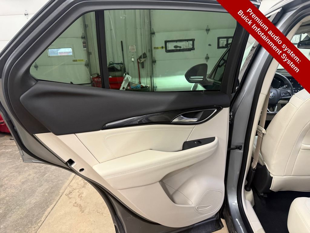 Used 2023 Buick Envision Preferred image 29
