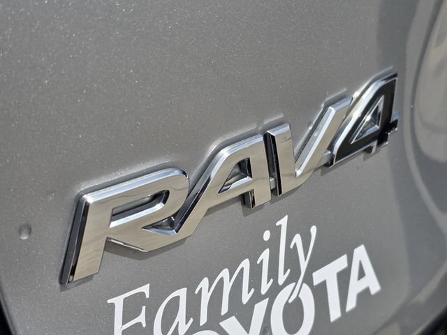Used 2021 Toyota RAV4 XSE AWD/4WD image 8