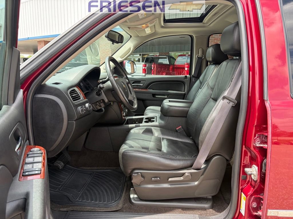 Used 2011 Chevrolet Tahoe LT AWD/4WD image 9