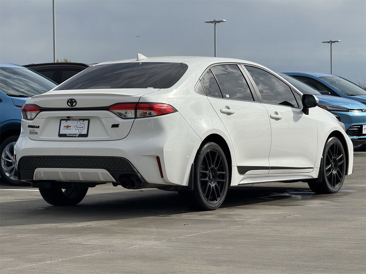 Used 2022 Toyota Corolla SE image 4