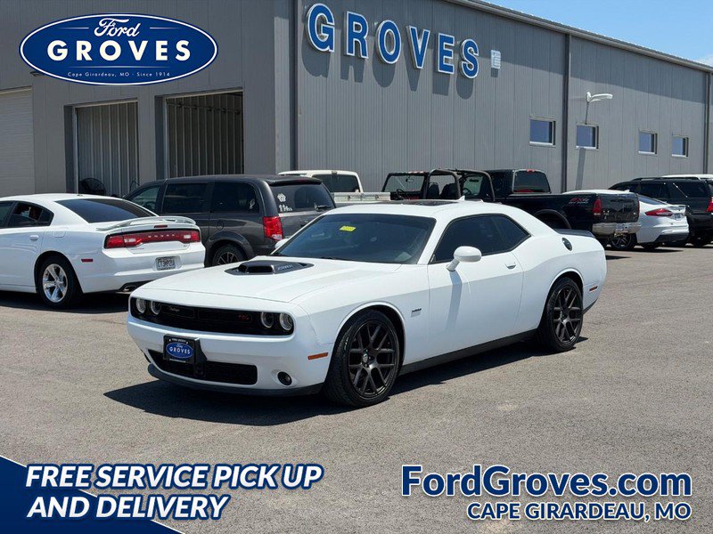 Used 2016 Dodge Challenger R/T Plus RWD image 1