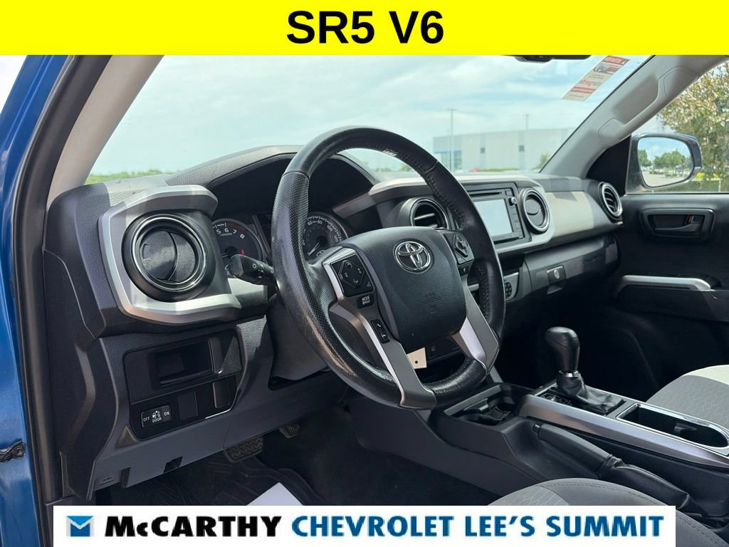 Used 2017 Toyota Tacoma SR5 w/ Tow Package AWD/4WD image 46