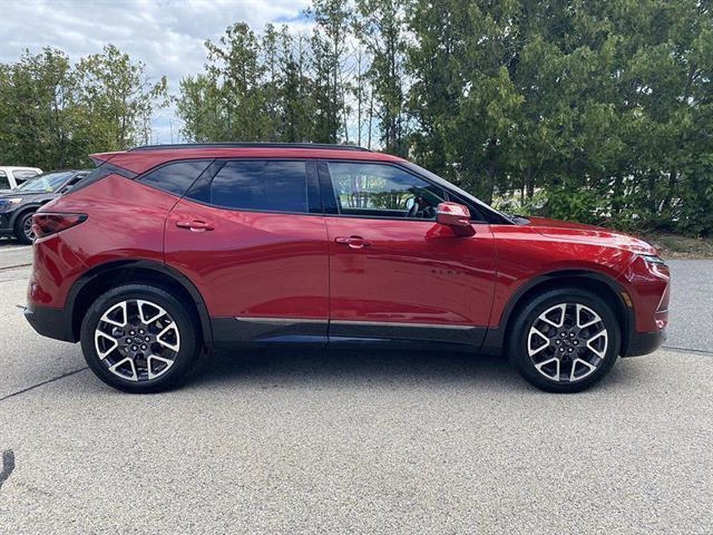 Certified 2023 Chevrolet Blazer RS w/ Driver Confidence II Package AWD/4WD image 30