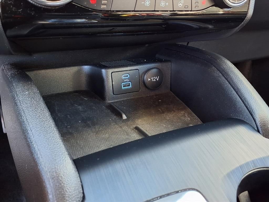 Used 2022 Ford Escape SEL w/ Technology Package image 9