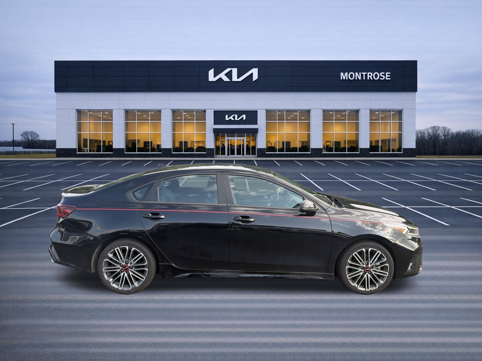 Used 2023 Kia Forte GT FWD image 4