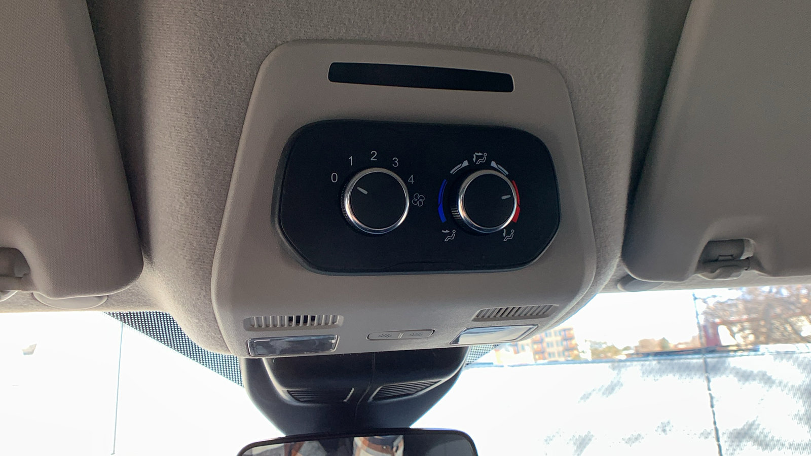 Used 2024 Ford Transit 350 XLT image 19