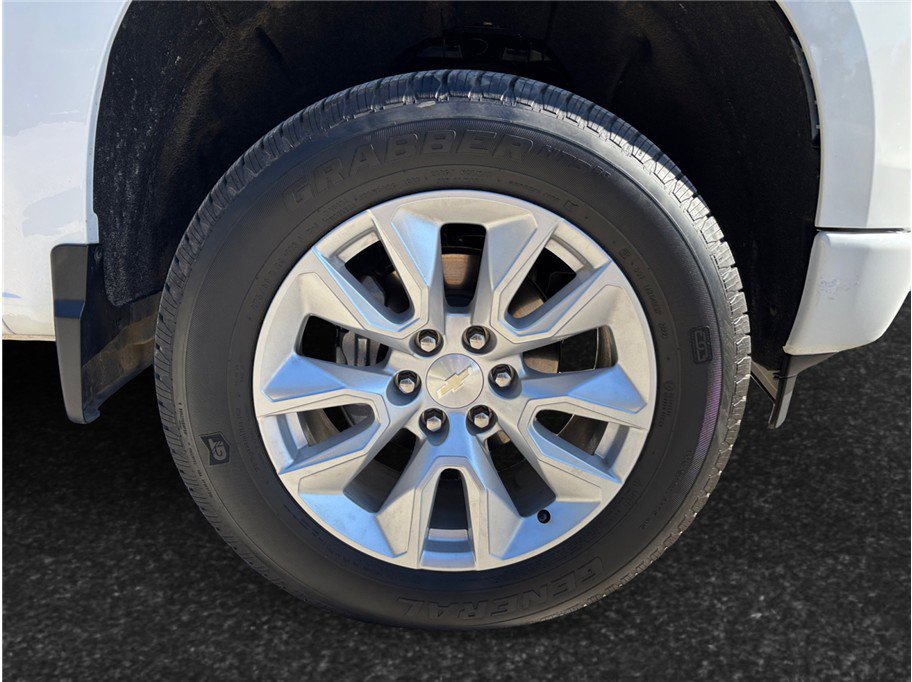 Used 2022 Chevrolet Silverado 1500 Custom image 12