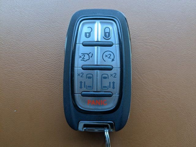 New 2026 Chrysler Pacifica Pinnacle FWD image 34