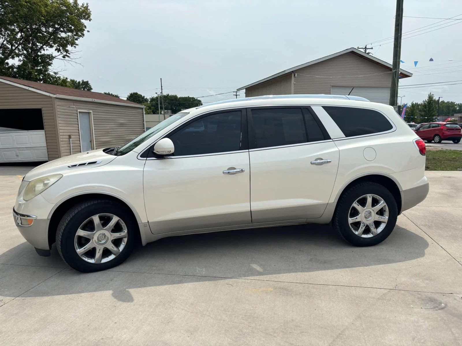 Used 2009 Buick Enclave CXL w/ Entertainment Package #2 AWD/4WD image 5
