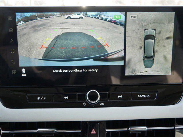 New 2026 Mitsubishi Outlander SE image 9