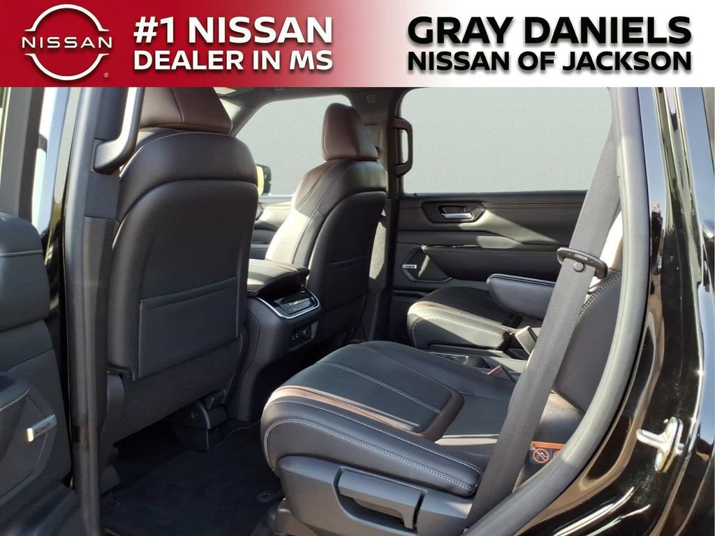 Certified 2025 Nissan Armada SL w/ Captain's Chari Seat Package RWD image 28