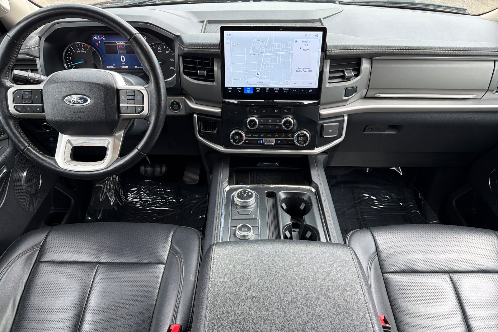 Used 2024 Ford Expedition XLT AWD/4WD image 12