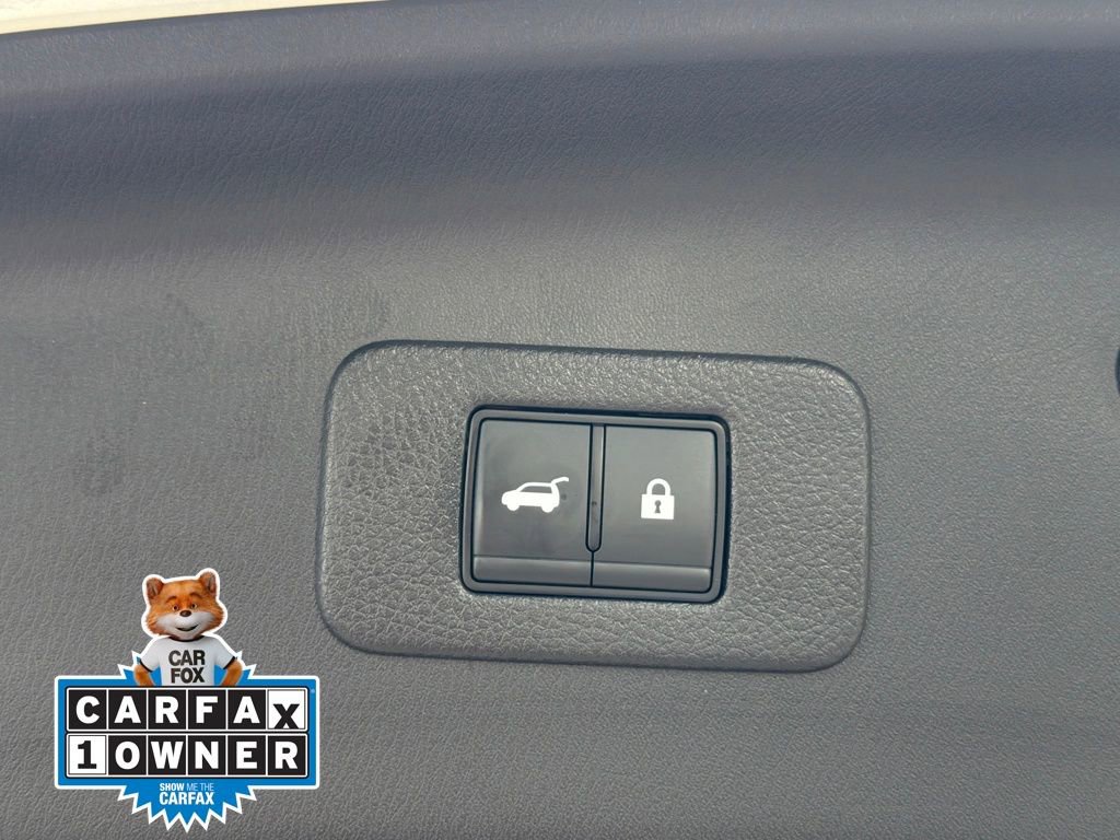 Used 2024 Nissan Armada Platinum w/ Captain's Chairs Package image 36