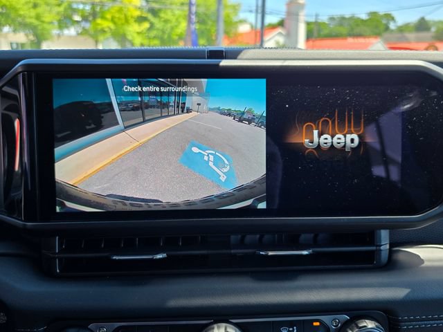 New 2026 Jeep Wrangler Unlimited Rubicon w/ Safety Group AWD/4WD image 20