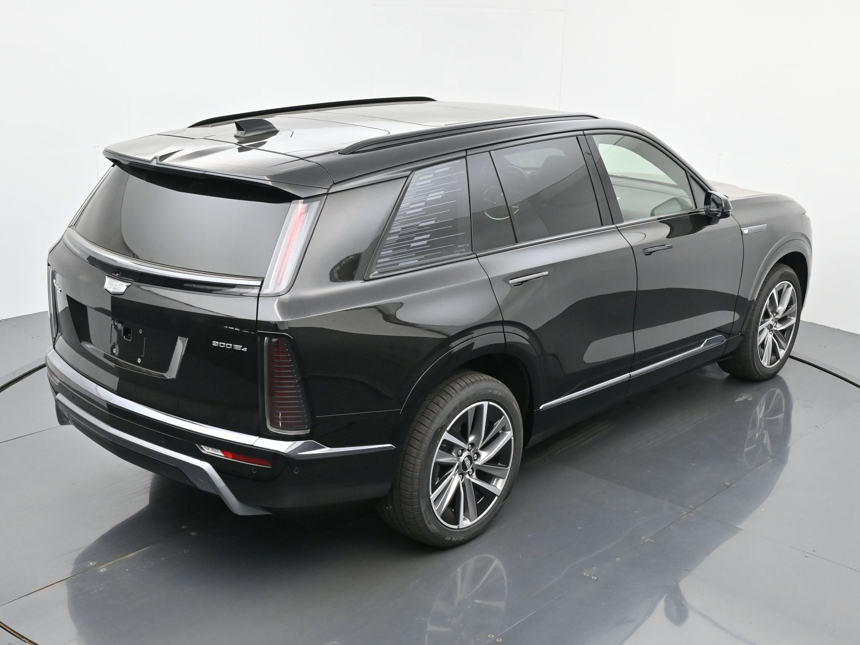 New 2026 Cadillac Vistiq Sport w/ LPO, Floor Liner Package image 27