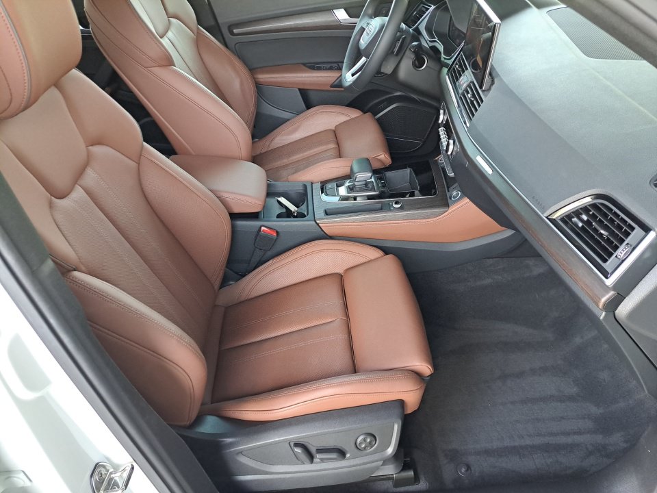 Used 2024 Audi Q5 2.0T Premium Plus AWD/4WD image 15