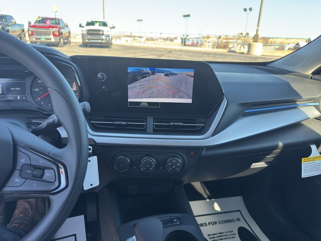 New 2026 Chevrolet Trax LS w/ LS Convenience Package FWD image 16
