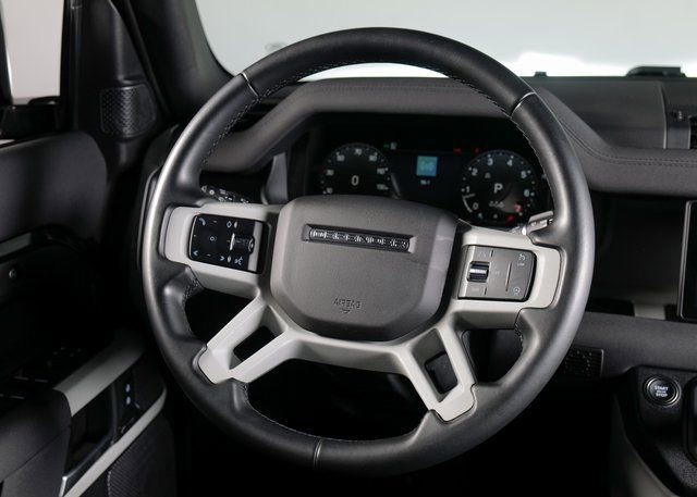 Used 2023 Land Rover Defender 110 S image 12