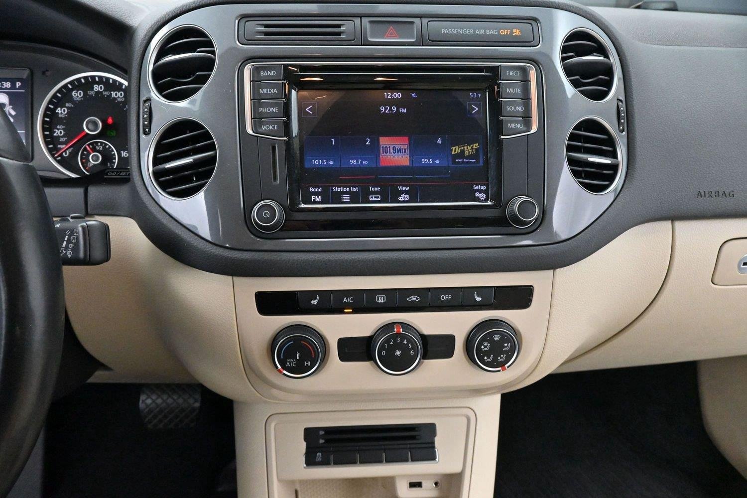 Used 2017 Volkswagen Tiguan Wolfsburg Edition AWD/4WD image 24