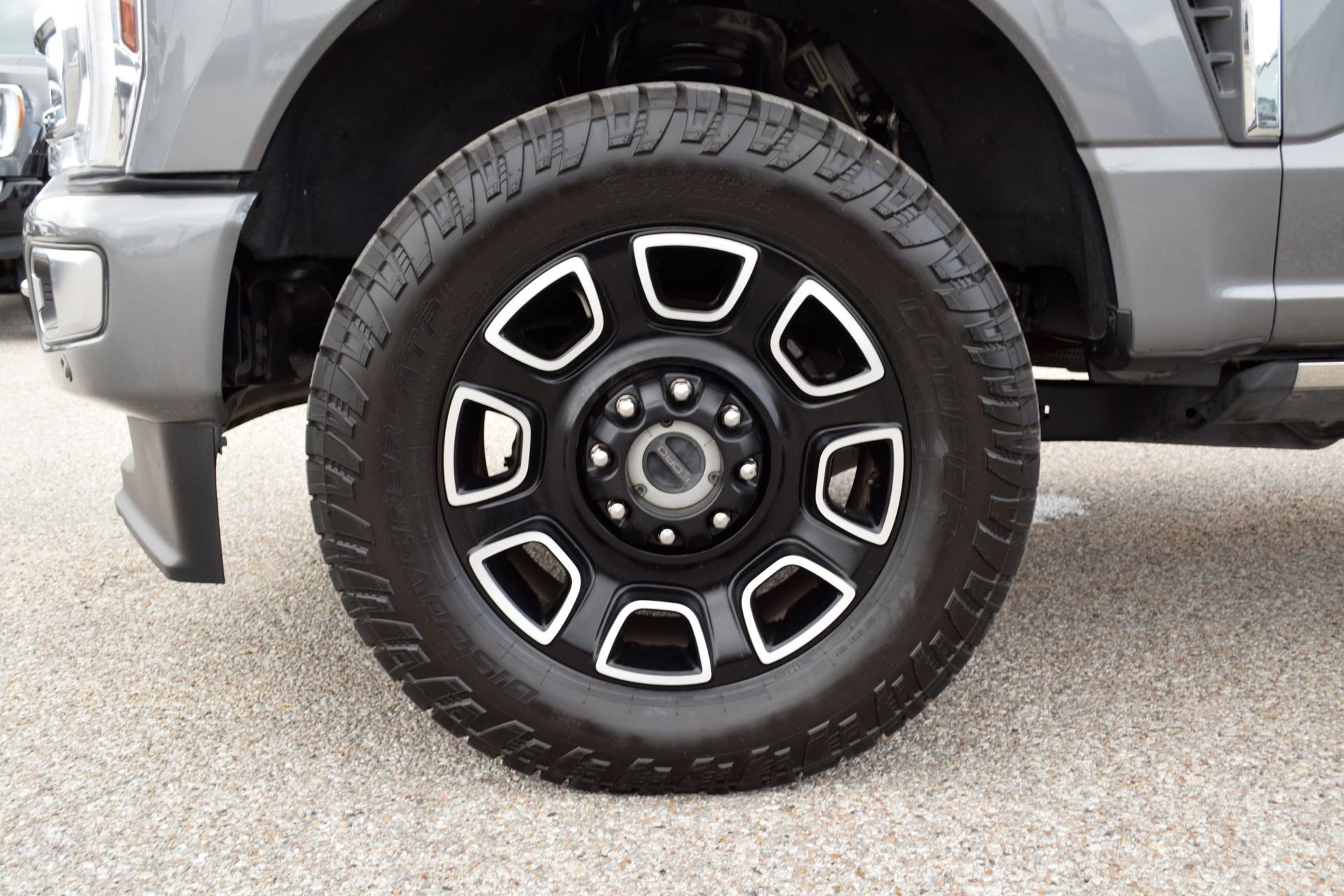 Used 2024 Ford F250 Platinum AWD/4WD image 25