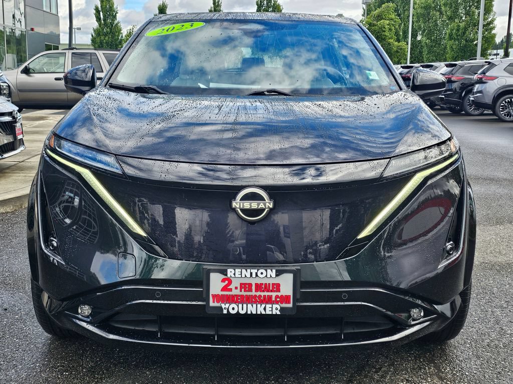 Used 2023 Nissan Ariya AWD image 2