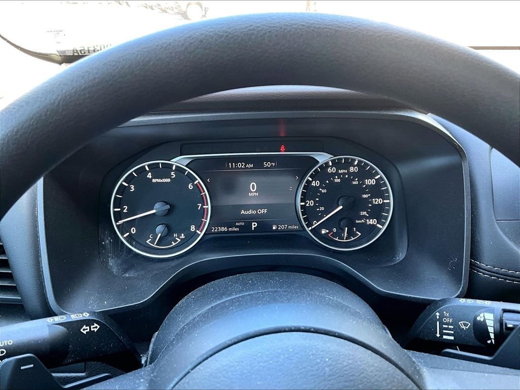 Used 2023 Nissan Rogue S AWD/4WD image 13