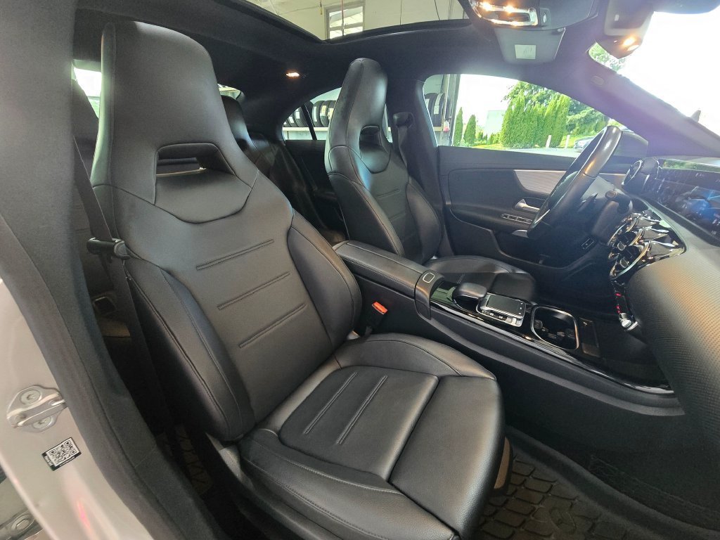 Used 2020 Mercedes-Benz CLA 250 4MATIC image 28