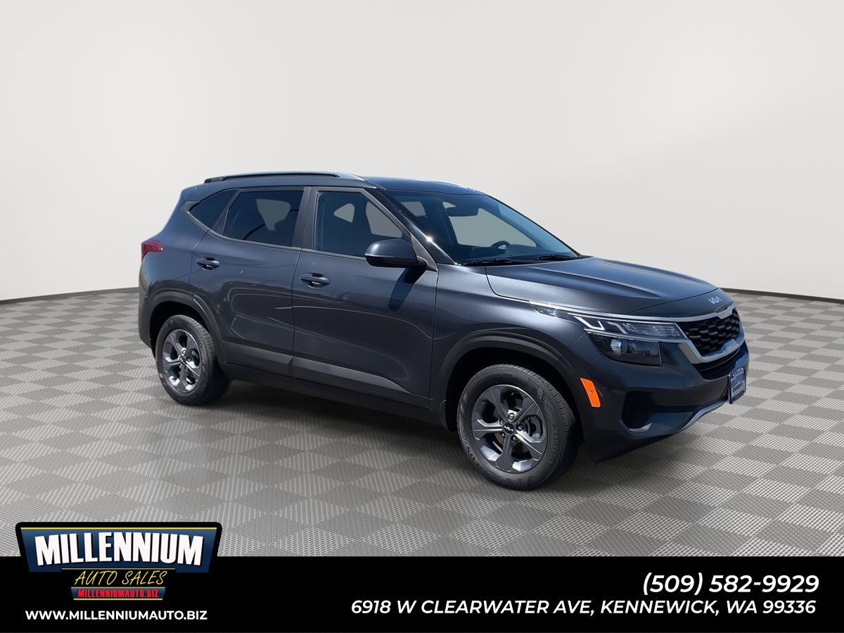 Used 2023 Kia Seltos LX FWD video 1