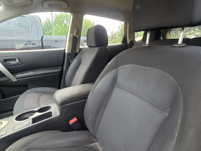 Used 2013 Nissan Rogue S AWD/4WD image 9
