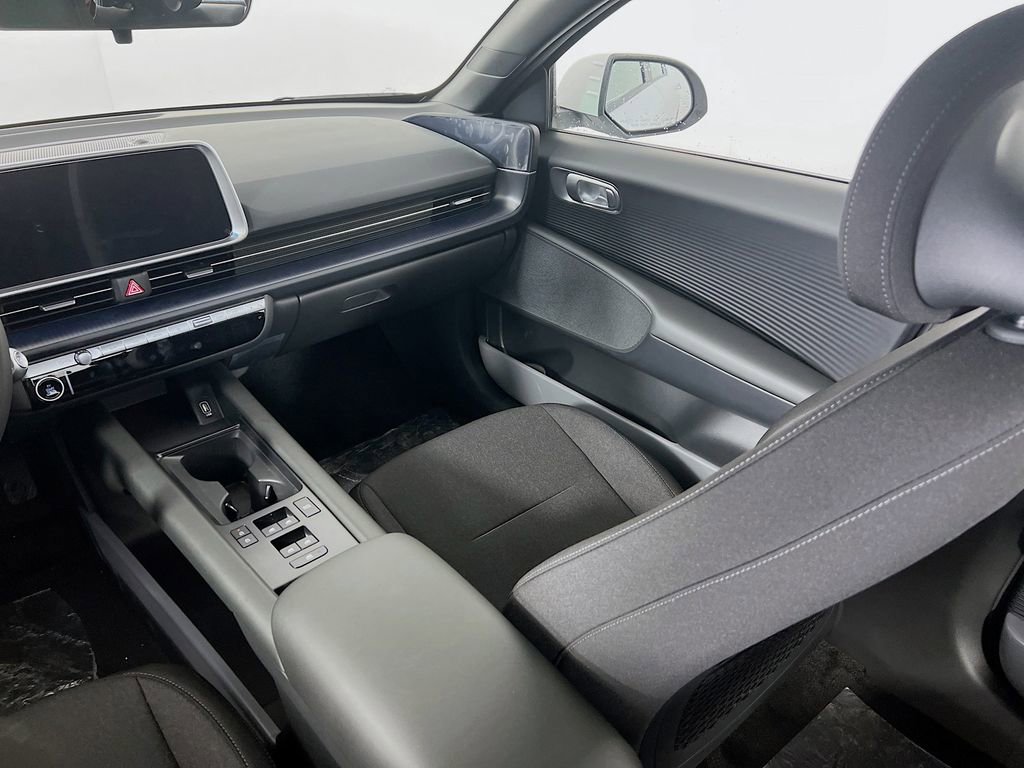 New 2025 Hyundai Ioniq 6 SE AWD/4WD image 21