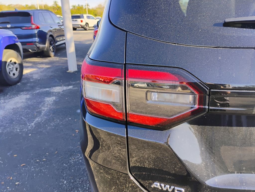Used 2023 Honda Pilot Touring image 10