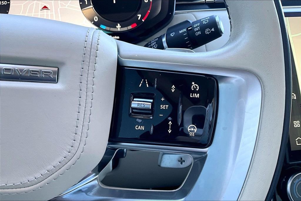 Used 2023 Land Rover Range Rover Autobiography image 21